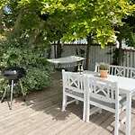 Holsteinshus Bed & Breakfast