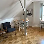 Holsteinshus Bed & Breakfast
