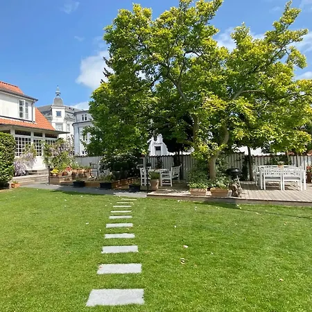 Oda ve Kahvaltı Holsteinshus