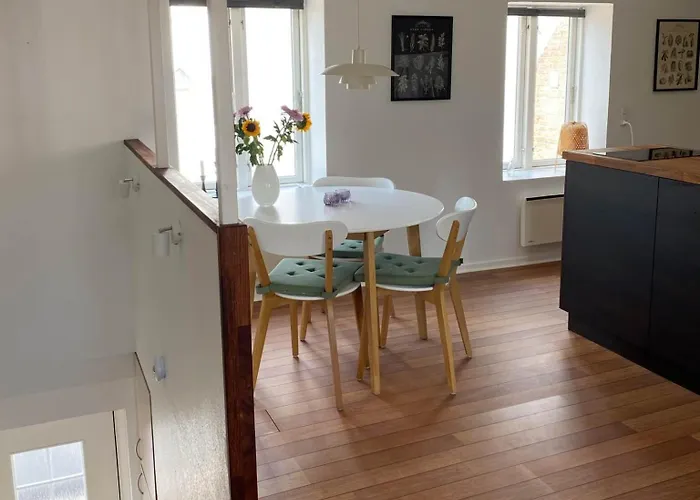 Bed & Breakfast Holsteinshus