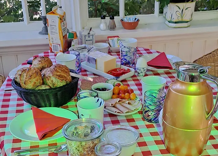 Bed & Breakfast Holsteinshus *